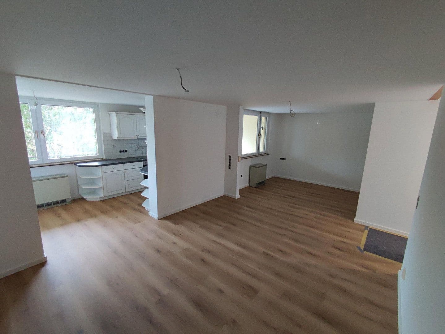 Pronájem bytu 2+kk 75 m², Am Felsenhau 14, Bad Urach, Bádensko-Württembersko Pronájem bytu 2+kk 75 m², Am Felsenhau 14, Bad Urach, Bádensko-Württembersko