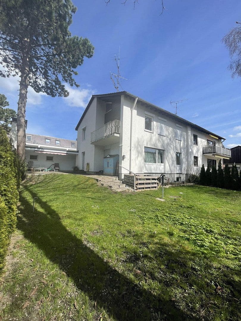 Pronájem domu 200 m², pozemek 479 m², Gröbenzell, Bavorsko Pronájem domu 200 m², pozemek 479 m², Gröbenzell, Bavorsko