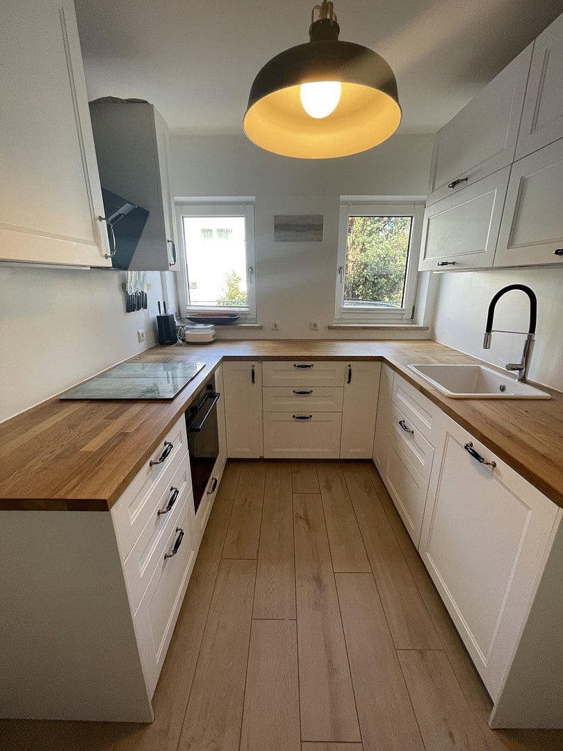 Pronájem domu 200 m², pozemek 479 m², Gröbenzell, Bavorsko Pronájem domu 200 m², pozemek 479 m², Gröbenzell, Bavorsko