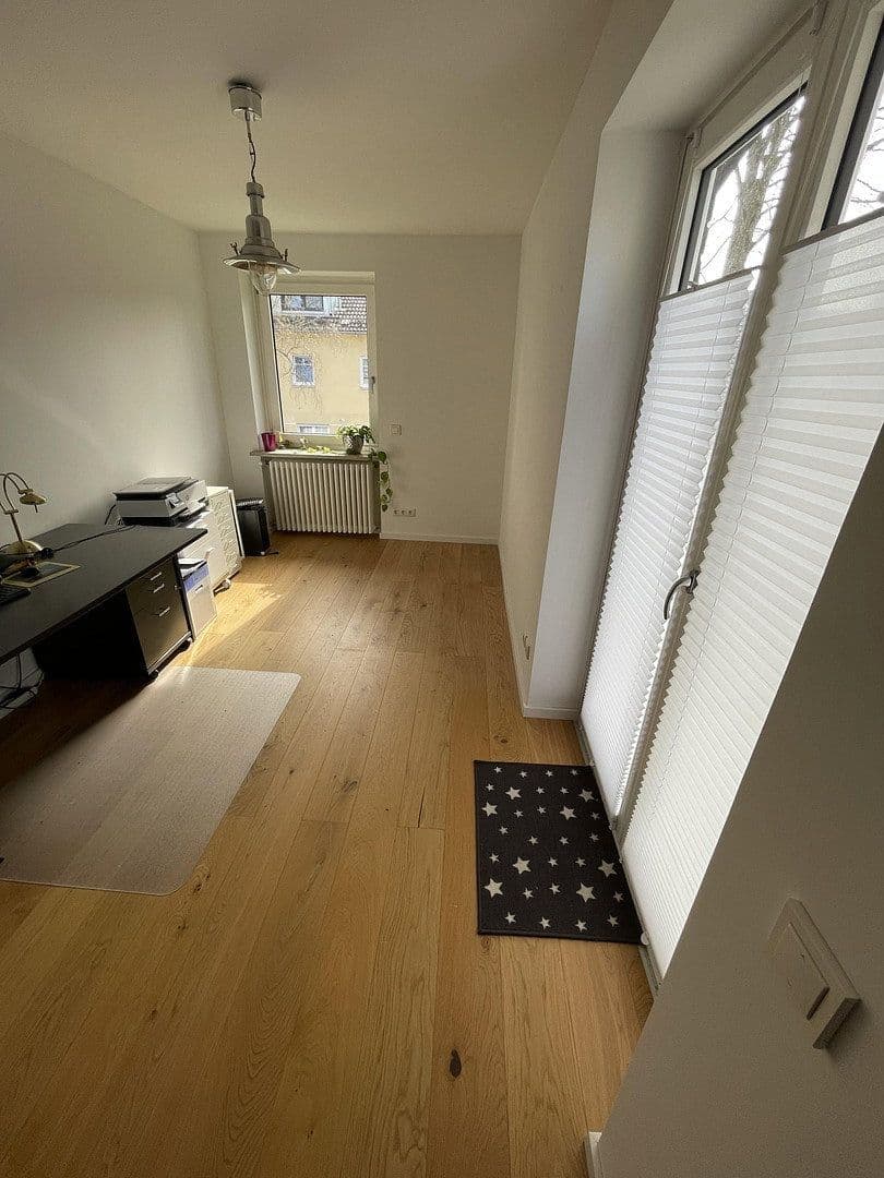 Pronájem domu 200 m², pozemek 479 m², Gröbenzell, Bavorsko Pronájem domu 200 m², pozemek 479 m², Gröbenzell, Bavorsko