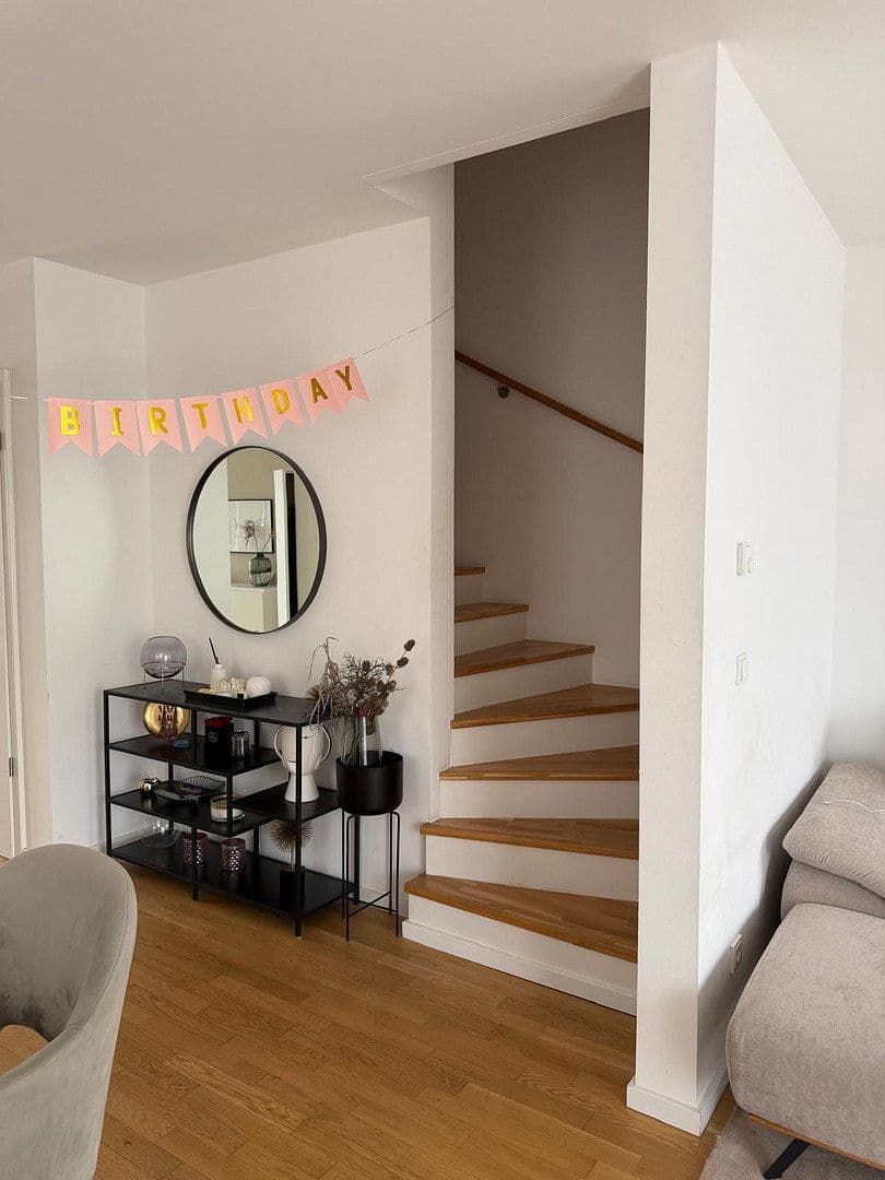 Pronájem domu 165 m², pozemek 313 m², Stahnsdorf, Braniborsko Pronájem domu 165 m², pozemek 313 m², Stahnsdorf, Braniborsko