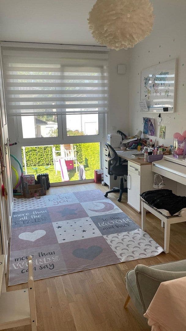 Pronájem domu 165 m², pozemek 313 m², Stahnsdorf, Braniborsko Pronájem domu 165 m², pozemek 313 m², Stahnsdorf, Braniborsko