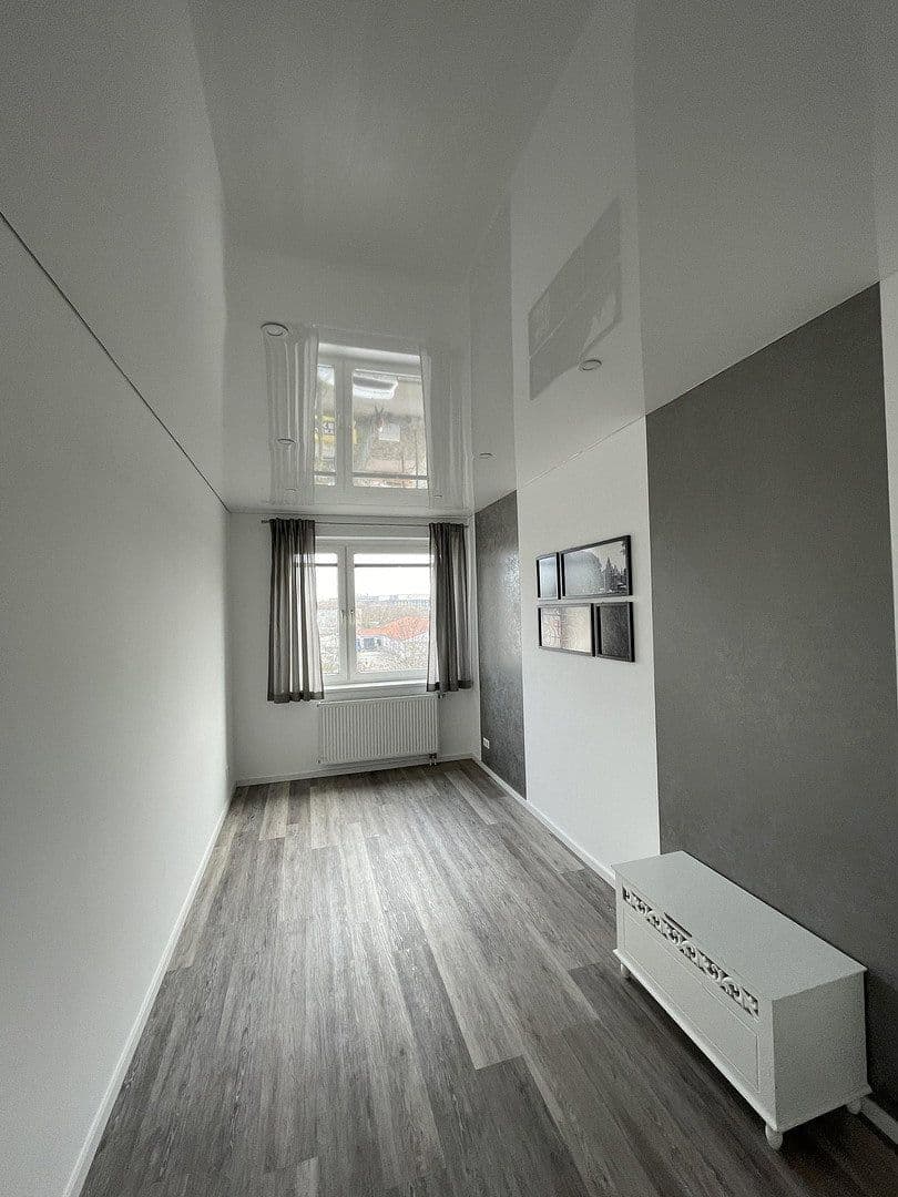 Prodej bytu 3+1 68 m², Aachenerstr. 157, Düsseldorf, Severní Porýní-Vestfálsko Prodej bytu 3+1 68 m², Aachenerstr. 157, Düsseldorf, Severní Porýní-Vestfálsko
