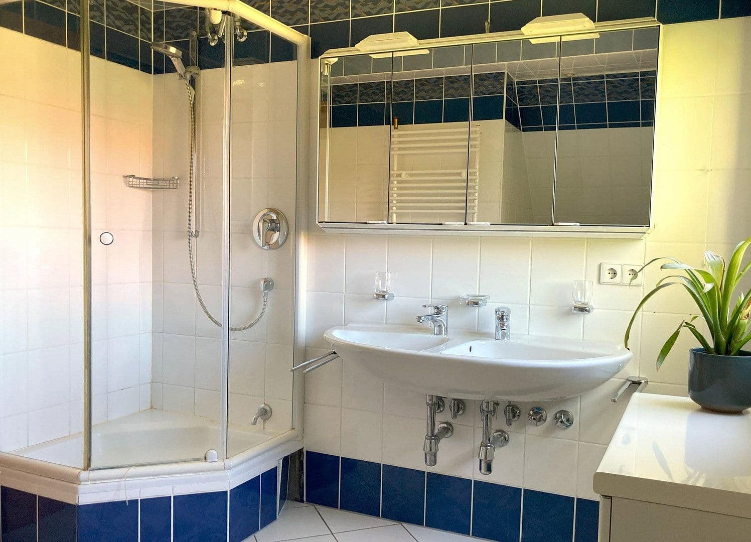 Prodej domu 194 m², pozemek 937 m², Berlin, Berlín Prodej domu 194 m², pozemek 937 m², Berlin, Berlín