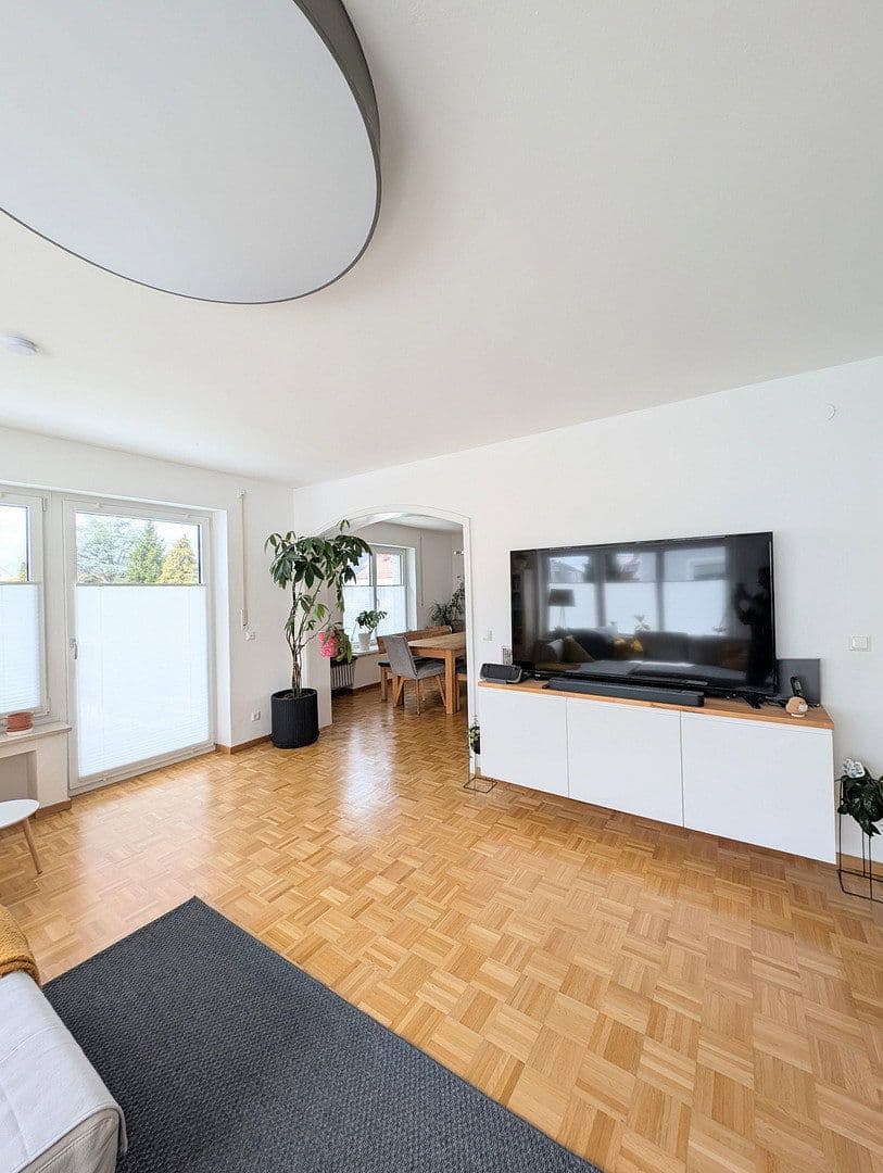 Pronájem bytu 4+kk 123 m², Augsburg, Bavorsko Pronájem bytu 4+kk 123 m², Augsburg, Bavorsko