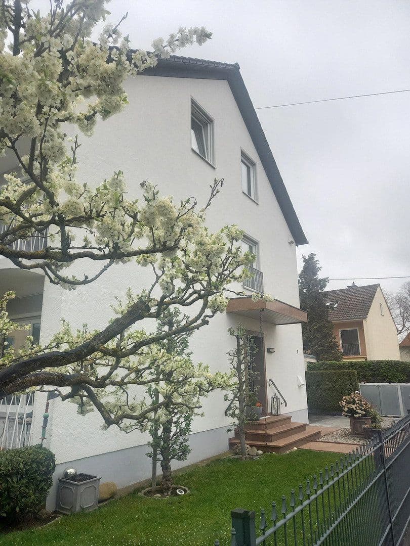 Pronájem bytu 4+kk 123 m², Augsburg, Bavorsko Pronájem bytu 4+kk 123 m², Augsburg, Bavorsko