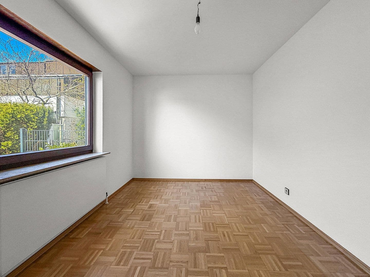 Pronájem domu 119 m², pozemek 316 m², Fichtestraße 40/1, Heilbronn, Bádensko-Württembersko Pronájem domu 119 m², pozemek 316 m², Fichtestraße 40/1, Heilbronn, Bádensko-Württembersko