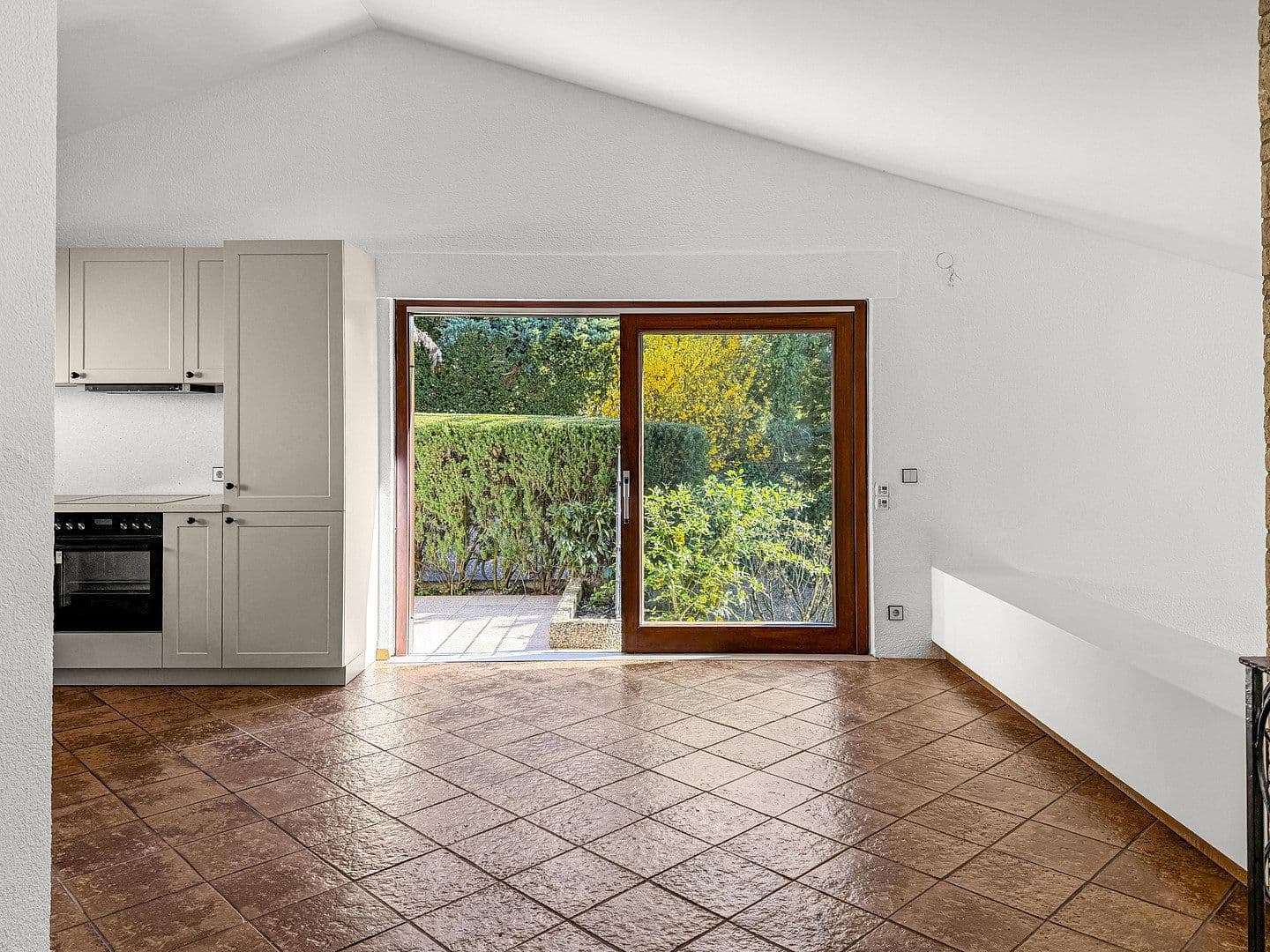 Pronájem domu 119 m², pozemek 316 m², Fichtestraße 40/1, Heilbronn, Bádensko-Württembersko Pronájem domu 119 m², pozemek 316 m², Fichtestraße 40/1, Heilbronn, Bádensko-Württembersko