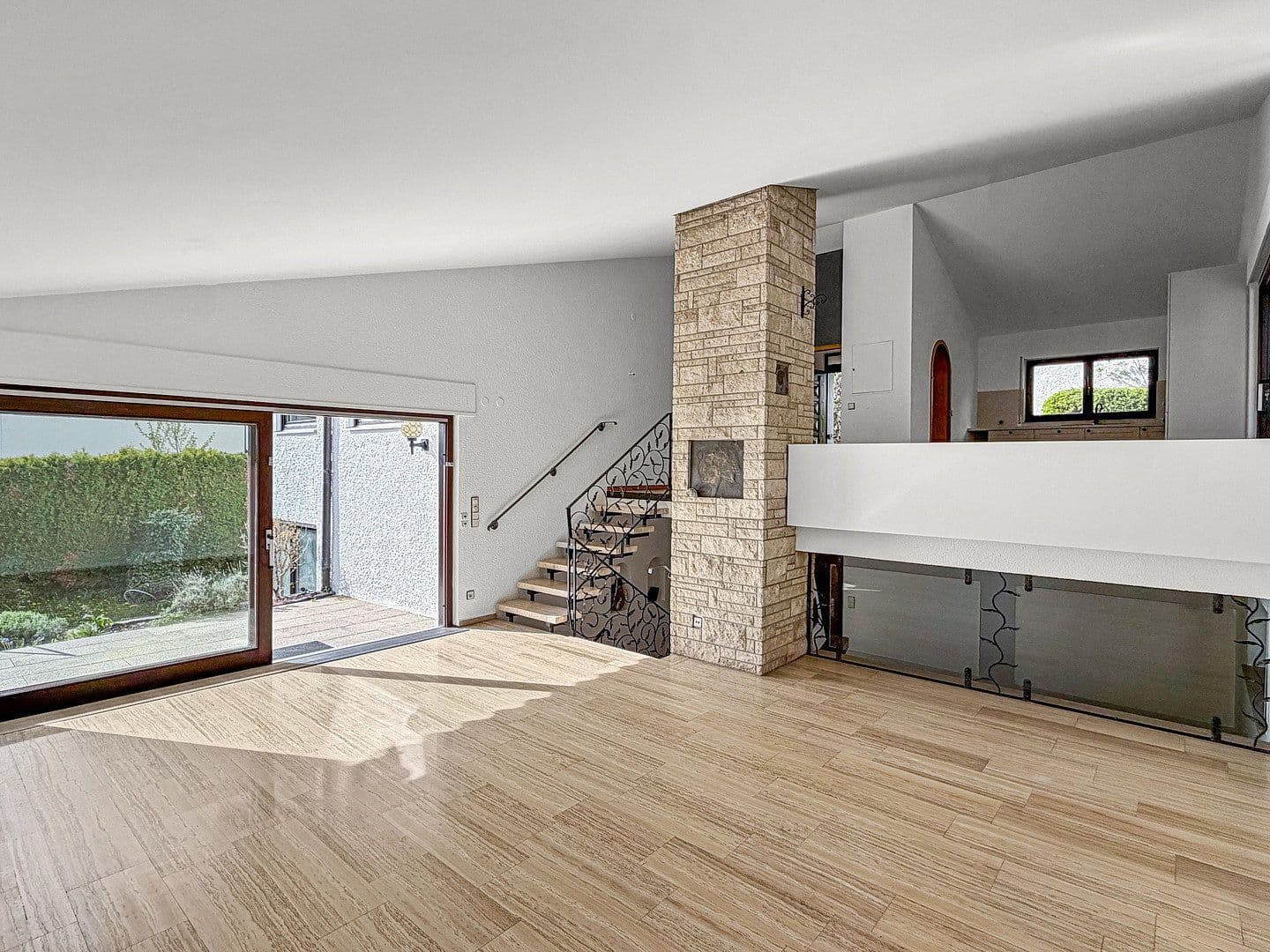 Pronájem domu 119 m², pozemek 316 m², Fichtestraße 40/1, Heilbronn, Bádensko-Württembersko Pronájem domu 119 m², pozemek 316 m², Fichtestraße 40/1, Heilbronn, Bádensko-Württembersko