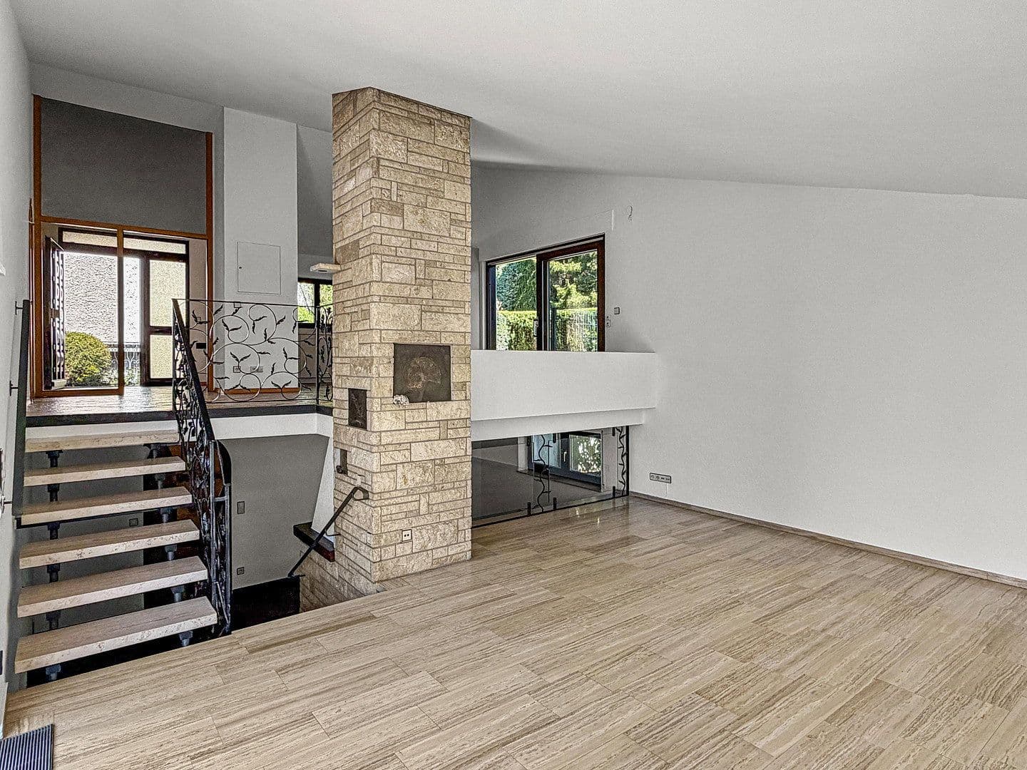 Pronájem domu 119 m², pozemek 316 m², Fichtestraße 40/1, Heilbronn, Bádensko-Württembersko Pronájem domu 119 m², pozemek 316 m², Fichtestraße 40/1, Heilbronn, Bádensko-Württembersko