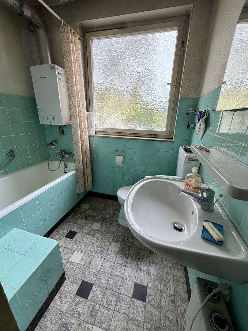 Prodej domu 98 m², pozemek 275 m², Gerhart-Hauptmann-Str. 59, Ostfildern, Bádensko-Württembersko Prodej domu 98 m², pozemek 275 m², Gerhart-Hauptmann-Str. 59, Ostfildern, Bádensko-Württembersko