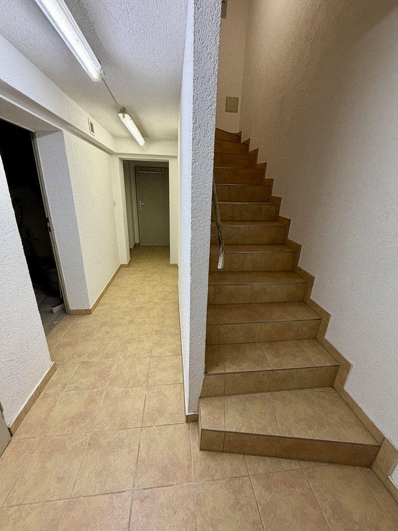 Prodej domu 98 m², pozemek 275 m², Gerhart-Hauptmann-Str. 59, Ostfildern, Bádensko-Württembersko Prodej domu 98 m², pozemek 275 m², Gerhart-Hauptmann-Str. 59, Ostfildern, Bádensko-Württembersko