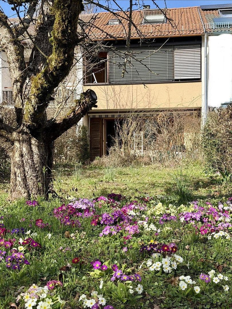 Prodej domu 98 m², pozemek 275 m², Gerhart-Hauptmann-Str. 59, Ostfildern, Bádensko-Württembersko Prodej domu 98 m², pozemek 275 m², Gerhart-Hauptmann-Str. 59, Ostfildern, Bádensko-Württembersko