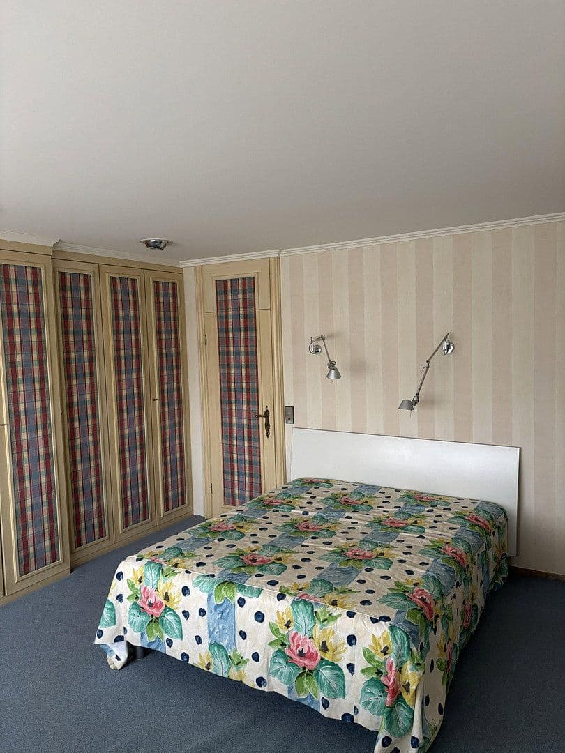 Pronájem domu 200 m², pozemek 3.000 m², Kreuzau, Severní Porýní-Vestfálsko Pronájem domu 200 m², pozemek 3.000 m², Kreuzau, Severní Porýní-Vestfálsko