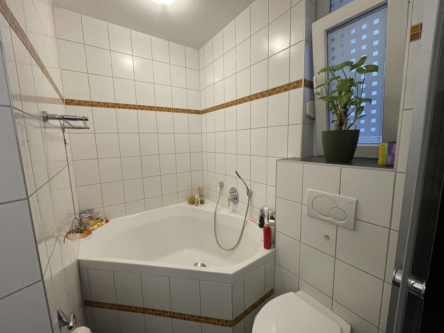 Pronájem bytu 2+kk 72 m², Bielefeld, Severní Porýní-Vestfálsko Pronájem bytu 2+kk 72 m², Bielefeld, Severní Porýní-Vestfálsko