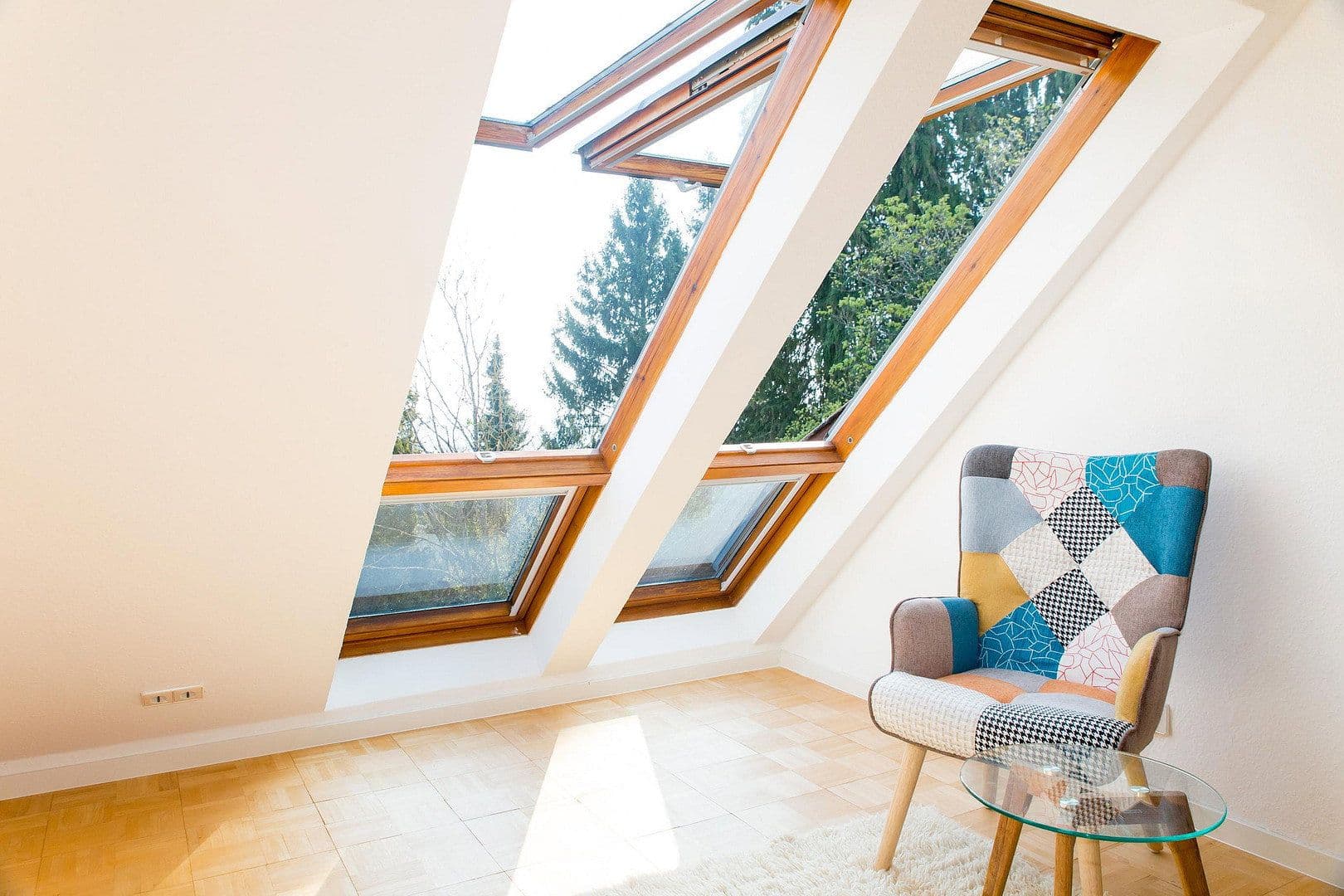 Pronájem bytu 2+kk 65 m², Stuttgart, Bádensko-Württembersko Pronájem bytu 2+kk 65 m², Stuttgart, Bádensko-Württembersko