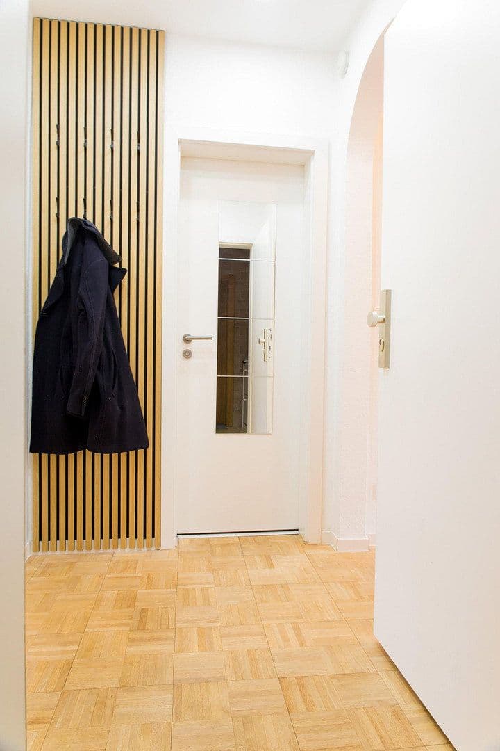 Pronájem bytu 2+kk 65 m², Stuttgart, Bádensko-Württembersko Pronájem bytu 2+kk 65 m², Stuttgart, Bádensko-Württembersko