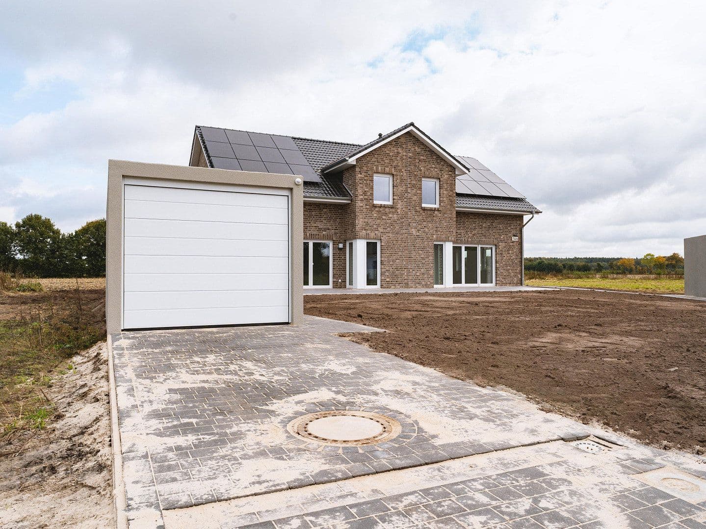 Prodej domu 123 m², pozemek 446 m², Ringweg 14, Beverstedt, Dolní Sasko Prodej domu 123 m², pozemek 446 m², Ringweg 14, Beverstedt, Dolní Sasko