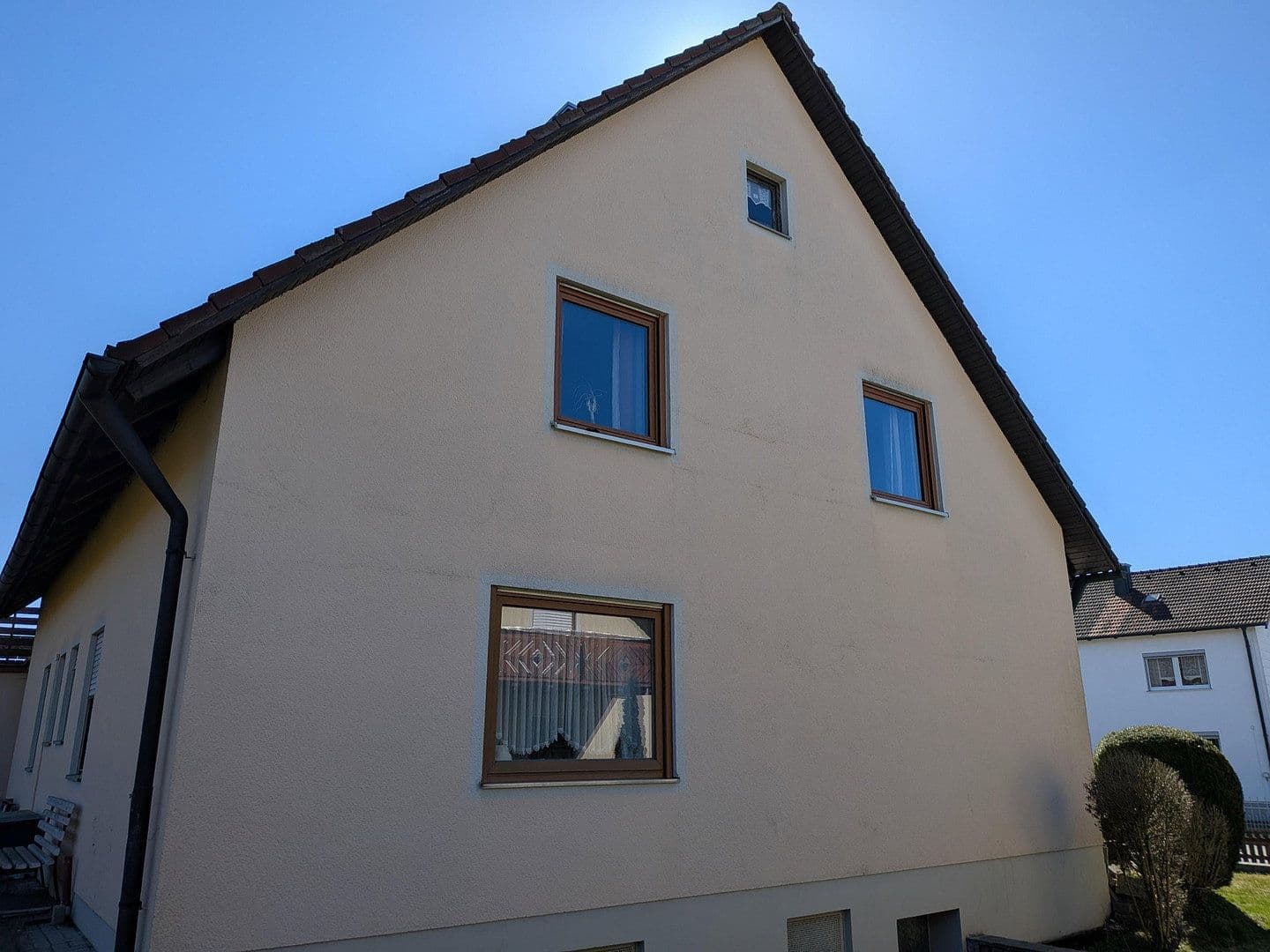 Prodej domu 175 m², pozemek 925 m², Schellenbachstr. 7, Eslarn, Bavorsko Prodej domu 175 m², pozemek 925 m², Schellenbachstr. 7, Eslarn, Bavorsko