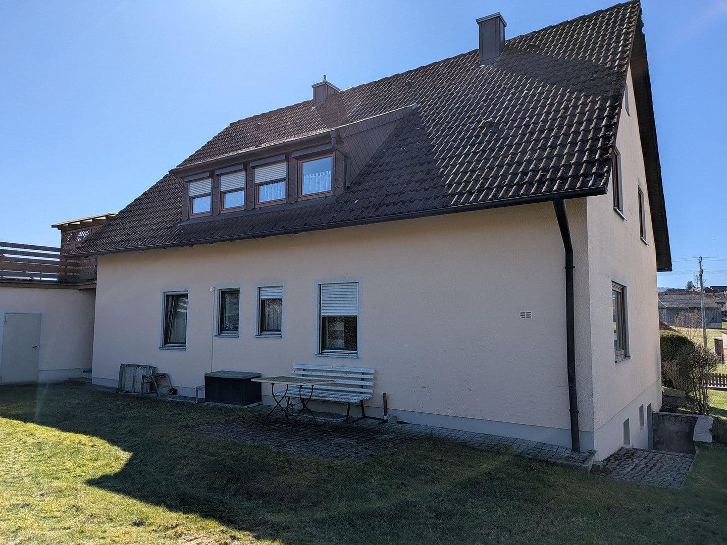 Prodej domu 175 m², pozemek 925 m², Schellenbachstr. 7, Eslarn, Bavorsko Prodej domu 175 m², pozemek 925 m², Schellenbachstr. 7, Eslarn, Bavorsko
