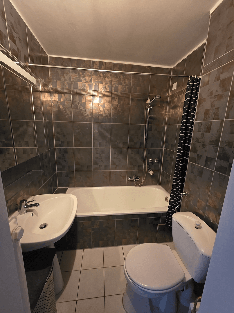 Pronájem bytu 1+1 28 m², Bayreuther Str. 36, Nürnberg, Bavorsko Pronájem bytu 1+1 28 m², Bayreuther Str. 36, Nürnberg, Bavorsko