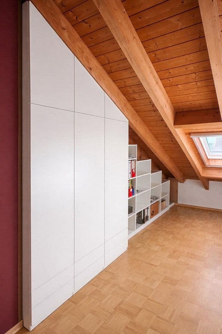 Pronájem bytu 3+1 112 m², München, Bavorsko Pronájem bytu 3+1 112 m², München, Bavorsko