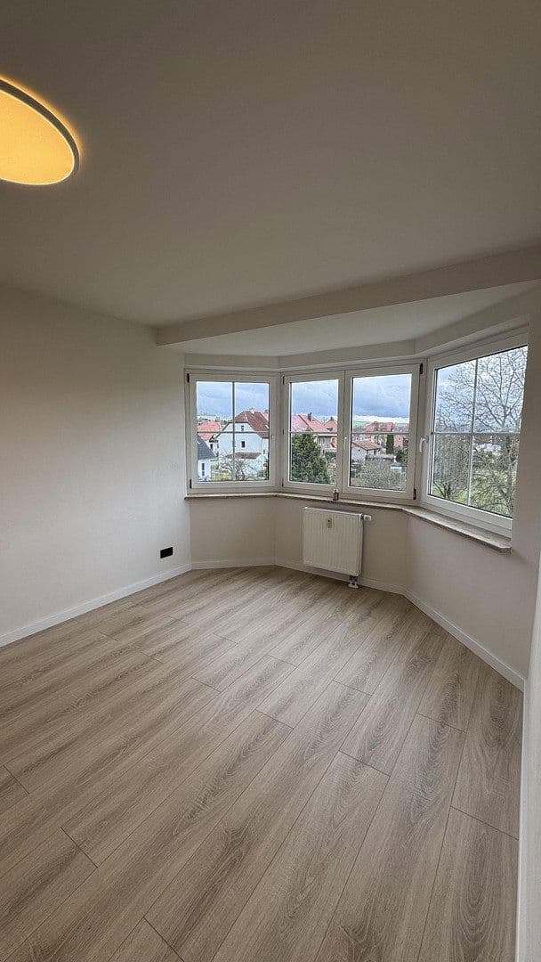 Prodej bytu 2+1 61 m², Ranis, Durynsko Prodej bytu 2+1 61 m², Ranis, Durynsko