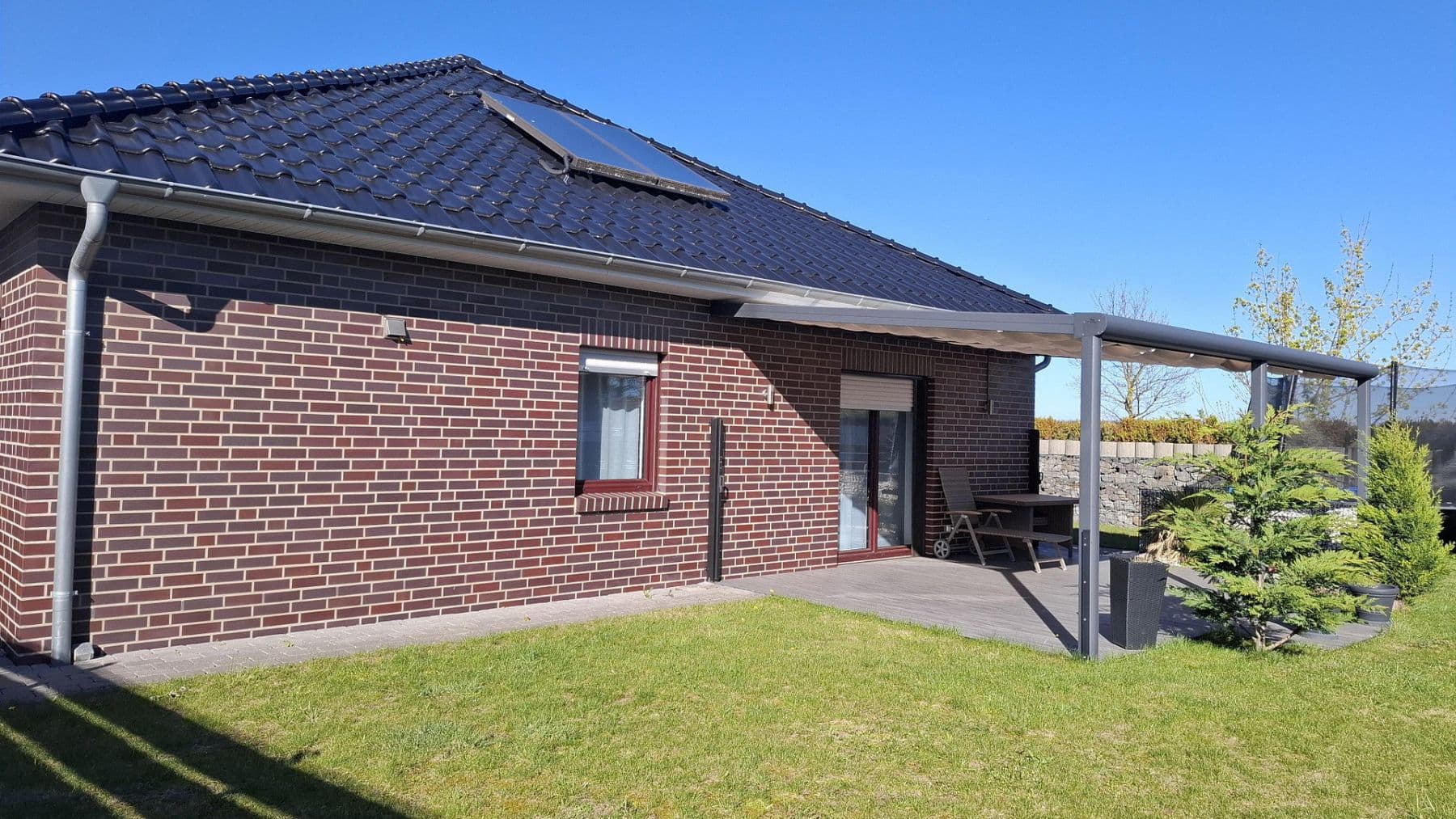 Prodej domu 175 m², pozemek 711 m², Barsinghausen, Dolní Sasko Prodej domu 175 m², pozemek 711 m², Barsinghausen, Dolní Sasko
