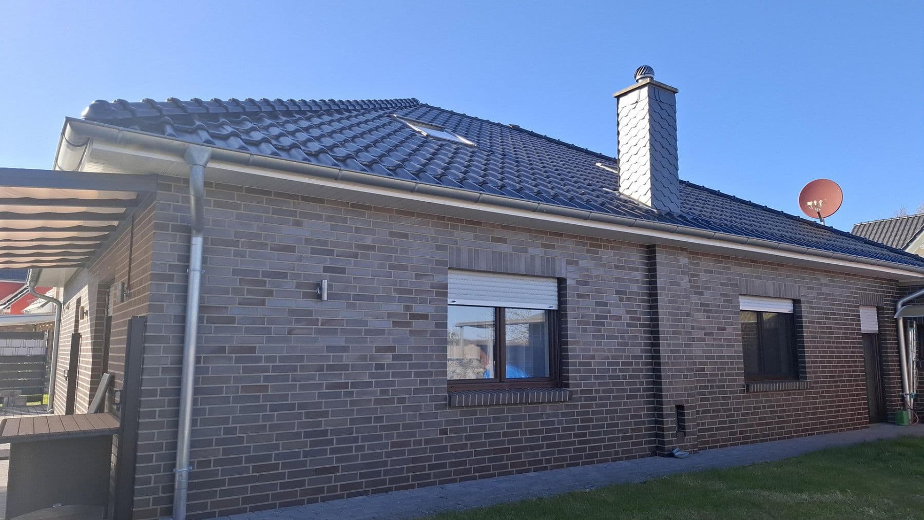 Prodej domu 175 m², pozemek 711 m², Barsinghausen, Dolní Sasko Prodej domu 175 m², pozemek 711 m², Barsinghausen, Dolní Sasko