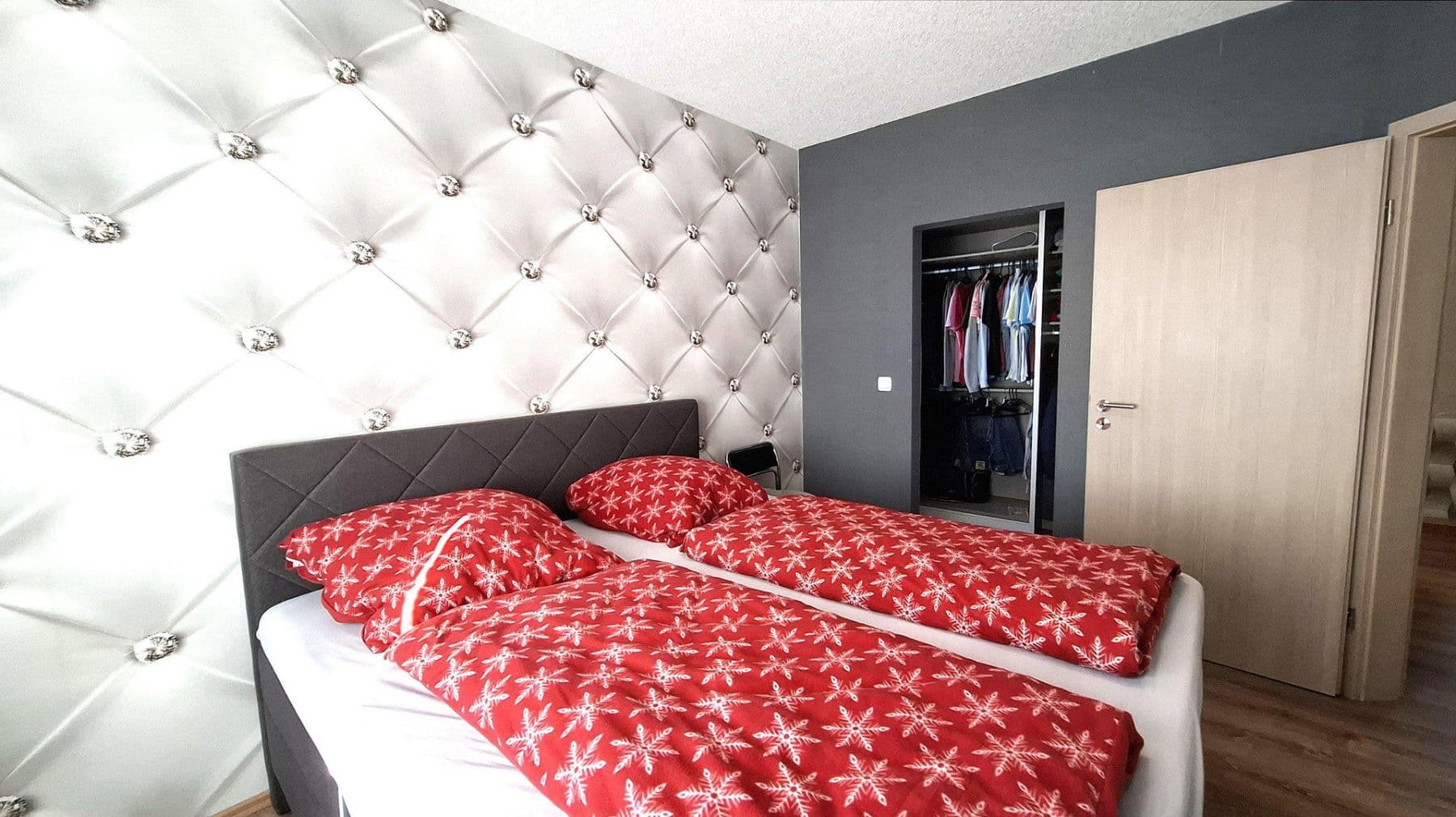 Prodej domu 175 m², pozemek 711 m², Barsinghausen, Dolní Sasko Prodej domu 175 m², pozemek 711 m², Barsinghausen, Dolní Sasko