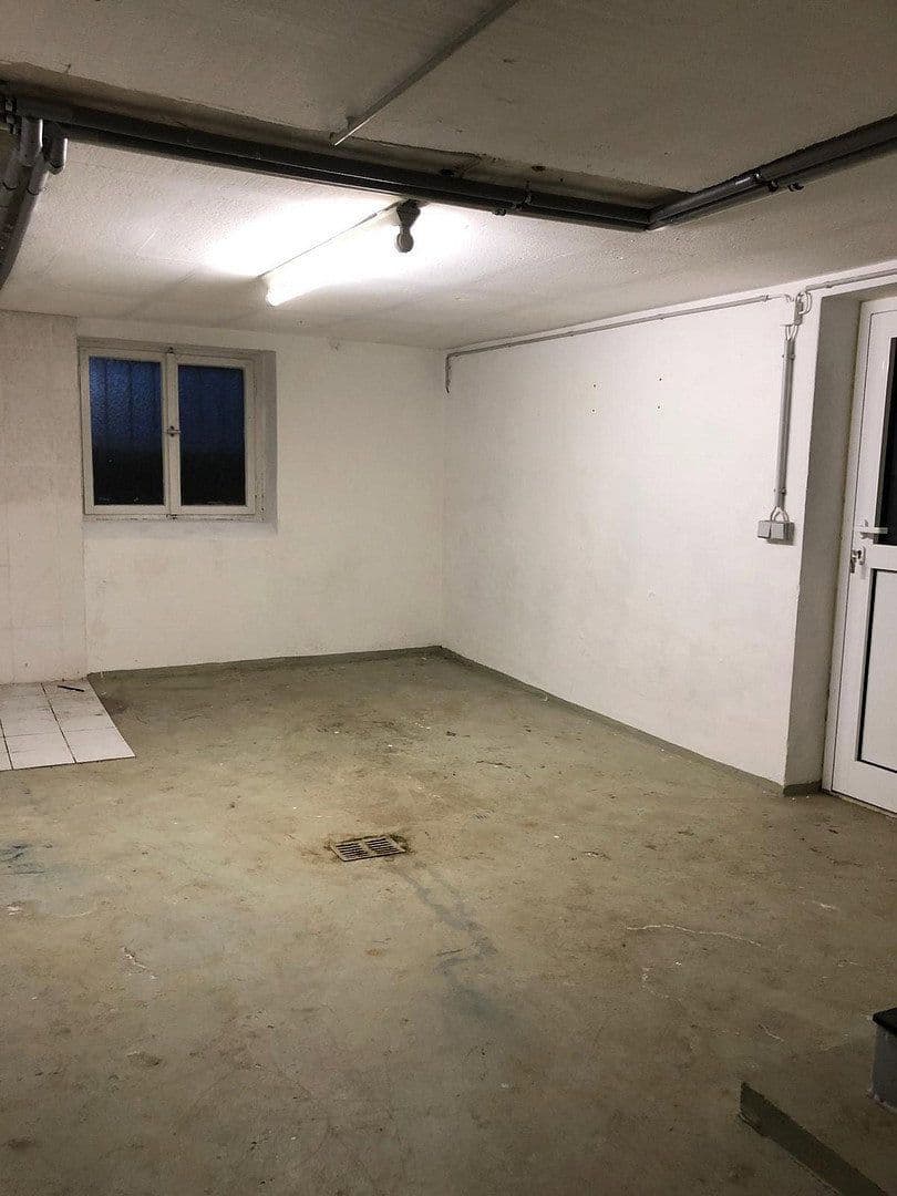 Pronájem domu 150 m², pozemek 1.000 m², Bammental, Bádensko-Württembersko Pronájem domu 150 m², pozemek 1.000 m², Bammental, Bádensko-Württembersko