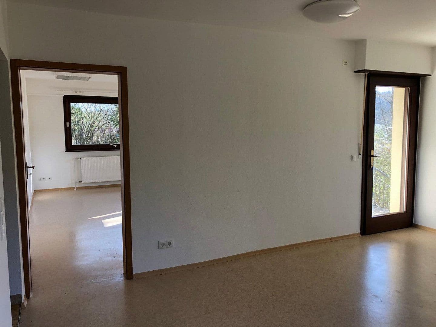 Pronájem domu 150 m², pozemek 1.000 m², Bammental, Bádensko-Württembersko Pronájem domu 150 m², pozemek 1.000 m², Bammental, Bádensko-Württembersko