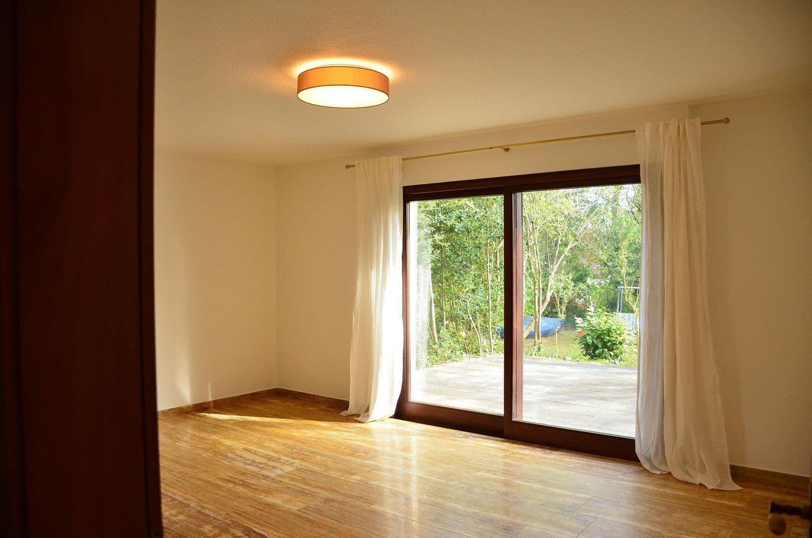 Pronájem domu 150 m², pozemek 1.000 m², Bammental, Bádensko-Württembersko Pronájem domu 150 m², pozemek 1.000 m², Bammental, Bádensko-Württembersko