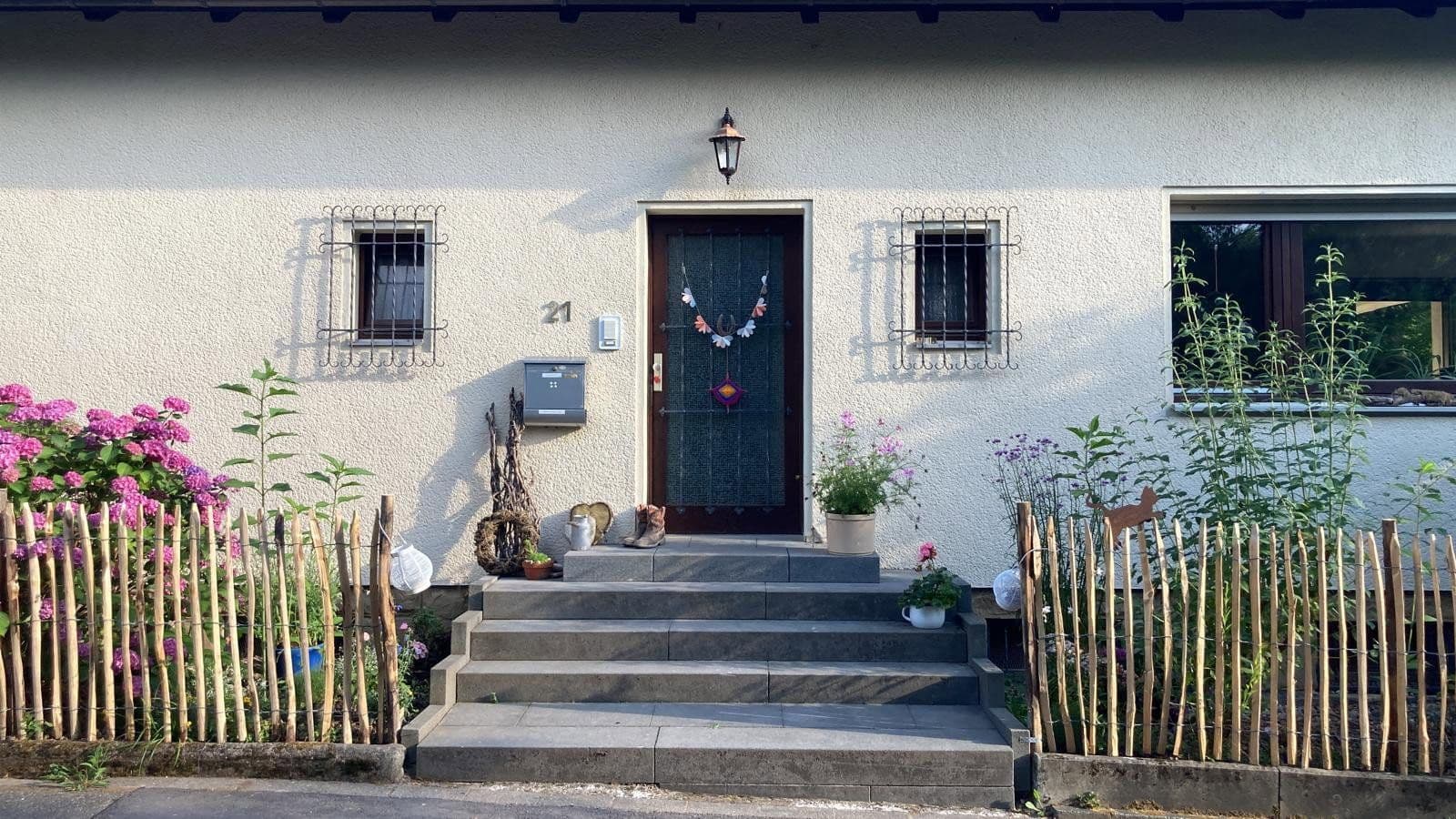 Pronájem domu 150 m², pozemek 1.000 m², Bammental, Bádensko-Württembersko Pronájem domu 150 m², pozemek 1.000 m², Bammental, Bádensko-Württembersko