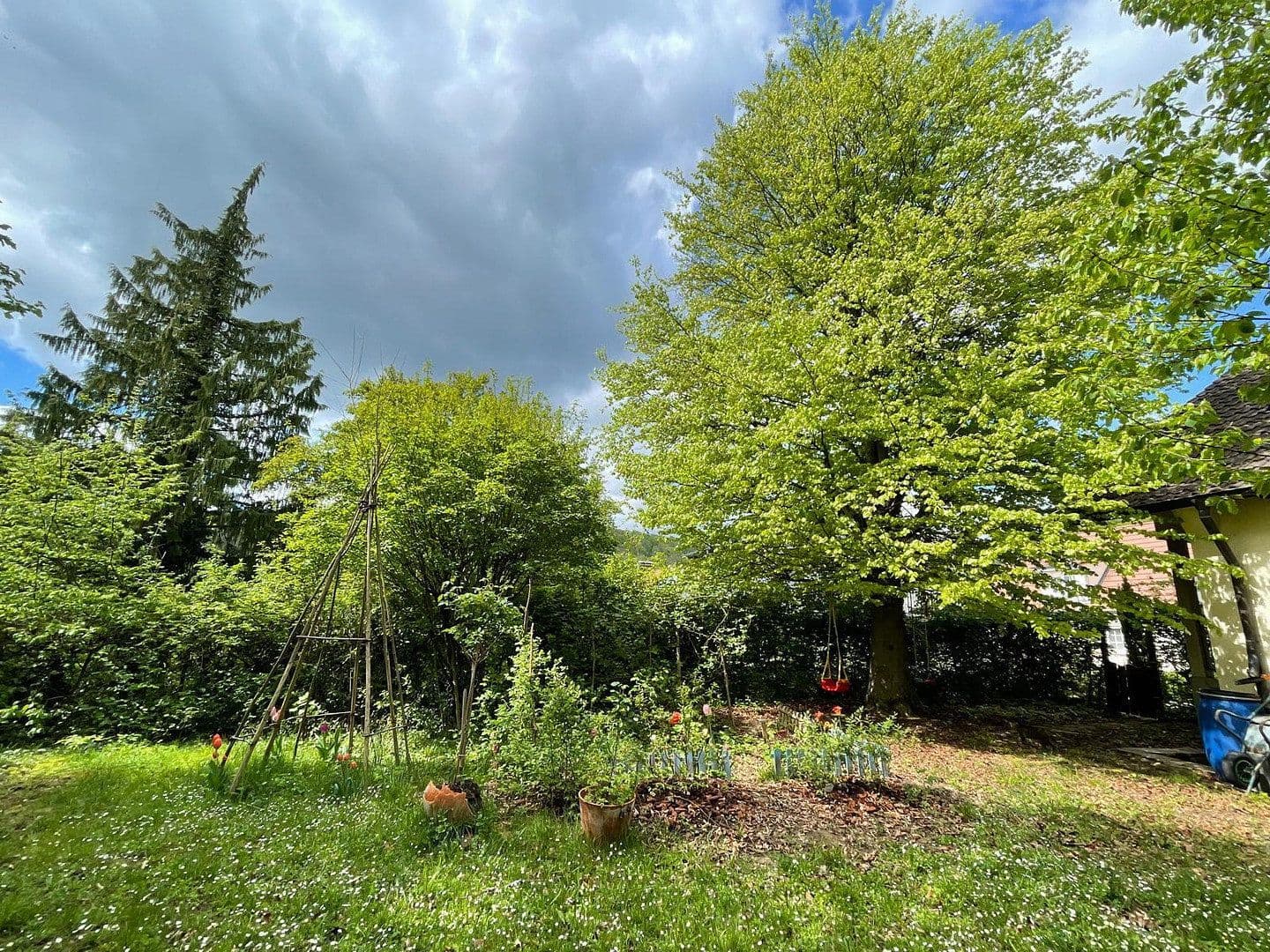 Pronájem domu 150 m², pozemek 1.000 m², Bammental, Bádensko-Württembersko Pronájem domu 150 m², pozemek 1.000 m², Bammental, Bádensko-Württembersko