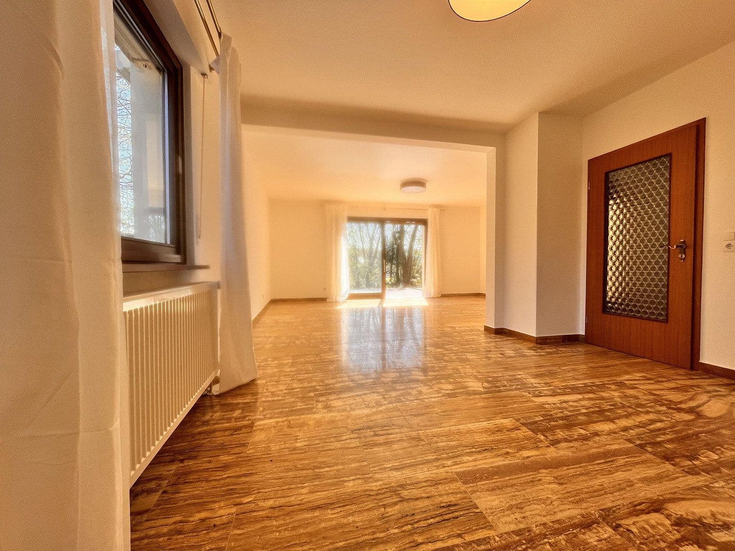 Pronájem domu 150 m², pozemek 1.000 m², Bammental, Bádensko-Württembersko Pronájem domu 150 m², pozemek 1.000 m², Bammental, Bádensko-Württembersko