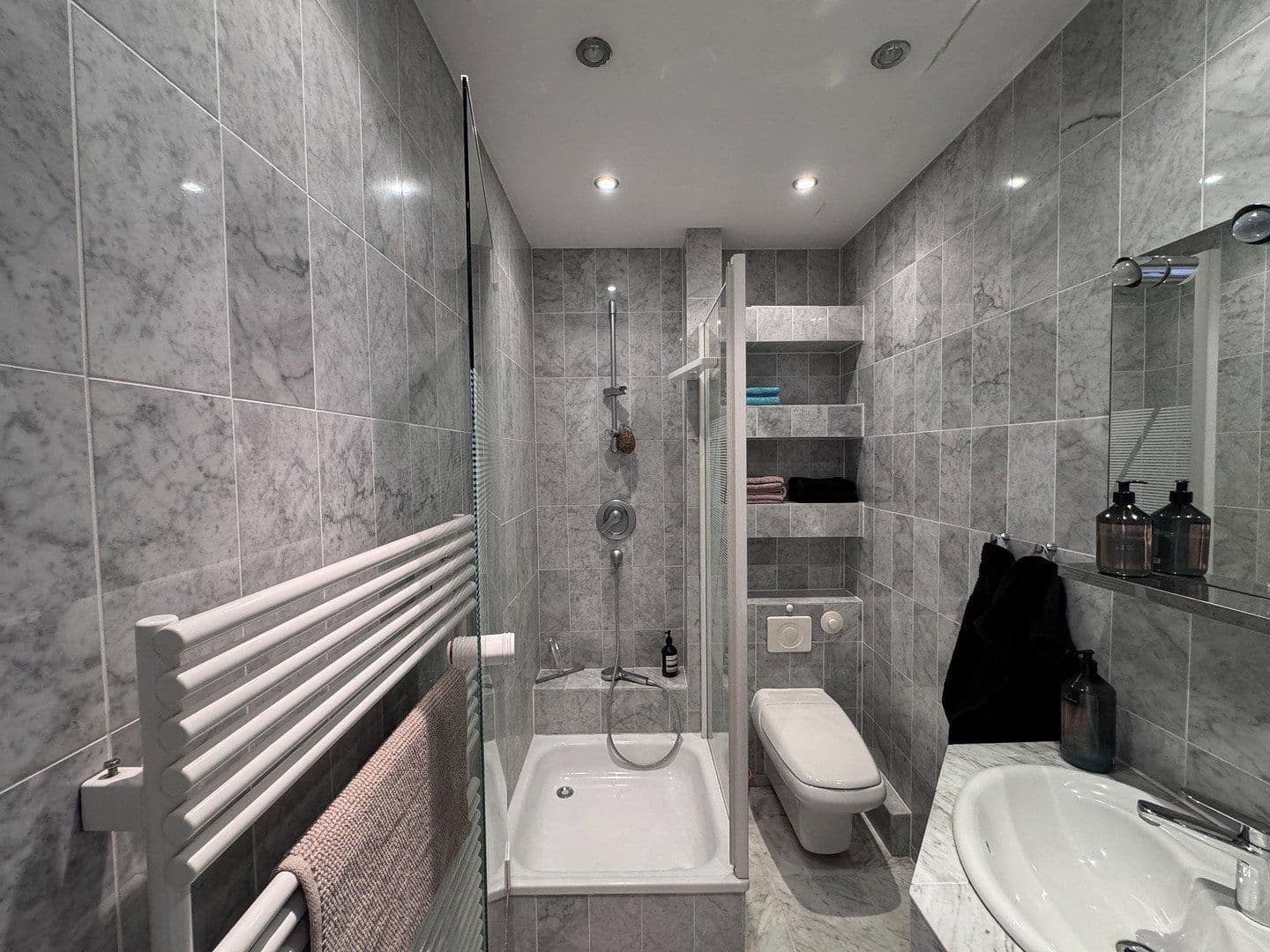 Pronájem bytu 1+1 33 m², Berlin, Berlín Pronájem bytu 1+1 33 m², Berlin, Berlín