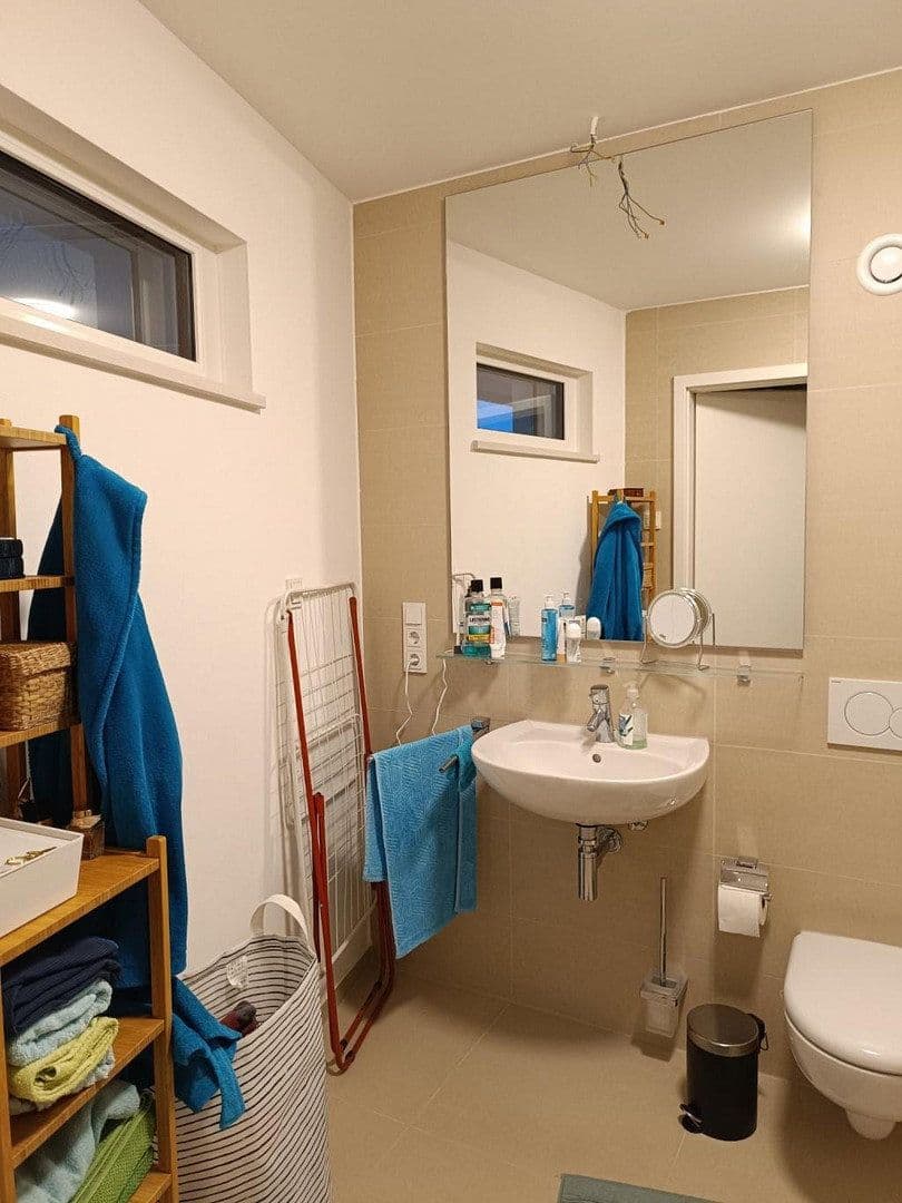 Pronájem bytu 1+1 36 m², Breisacher Straße 141, Freiburg im Breisgau, Bádensko-Württembersko Pronájem bytu 1+1 36 m², Breisacher Straße 141, Freiburg im Breisgau, Bádensko-Württembersko