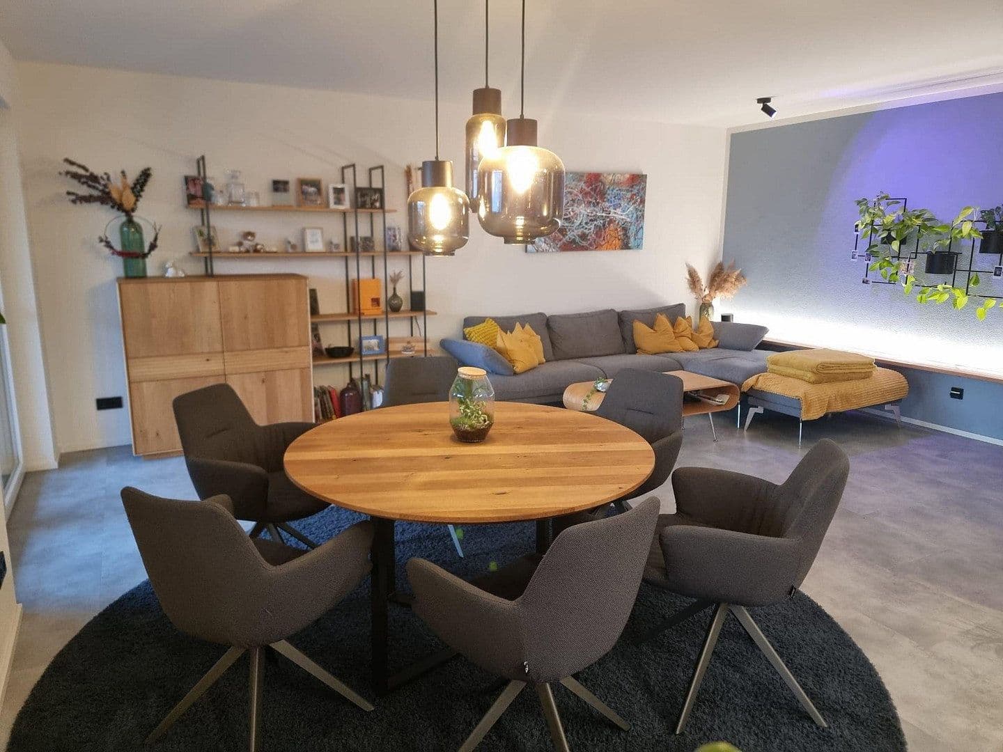 Pronájem bytu 3+1 108 m², Alemannenring 38, Ehingen, Bavorsko Pronájem bytu 3+1 108 m², Alemannenring 38, Ehingen, Bavorsko