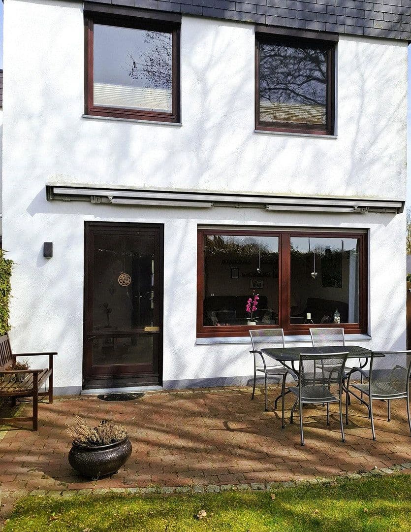 Prodej domu 95 m², pozemek 270 m², Seevetal, Dolní Sasko Prodej domu 95 m², pozemek 270 m², Seevetal, Dolní Sasko