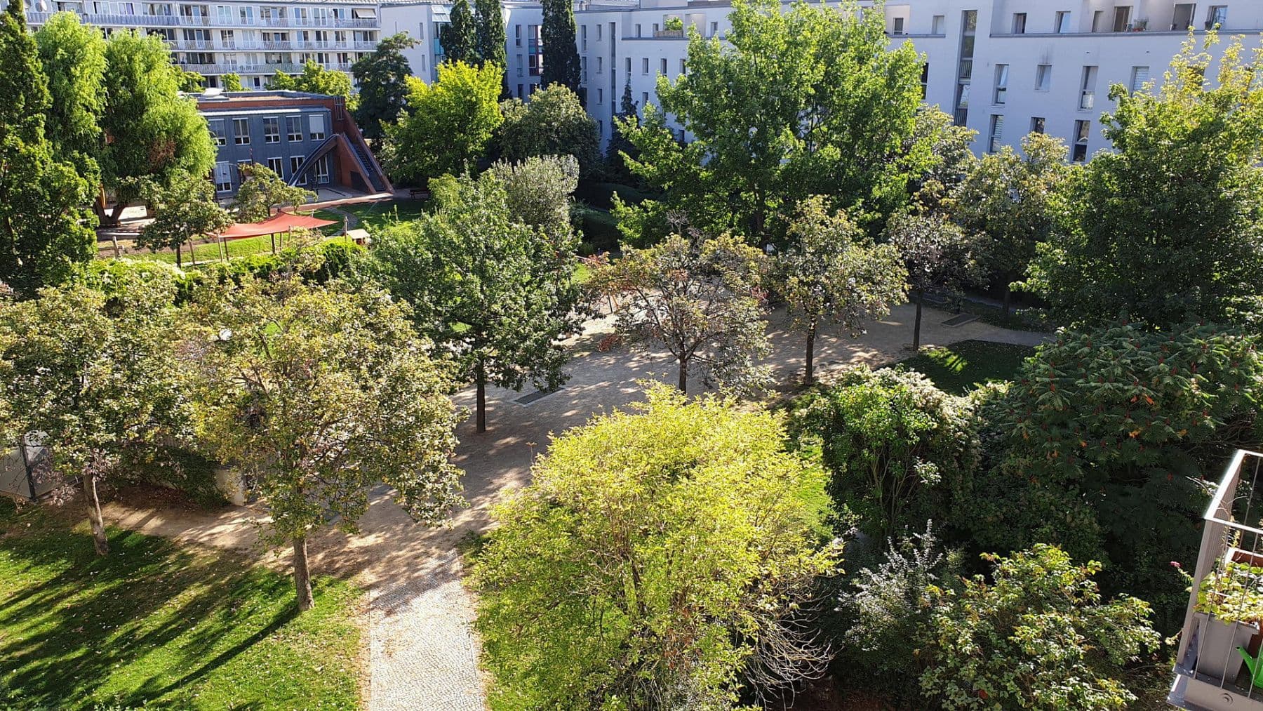 Prodej bytu 3+kk 90 m², Berlin, Berlín Prodej bytu 3+kk 90 m², Berlin, Berlín