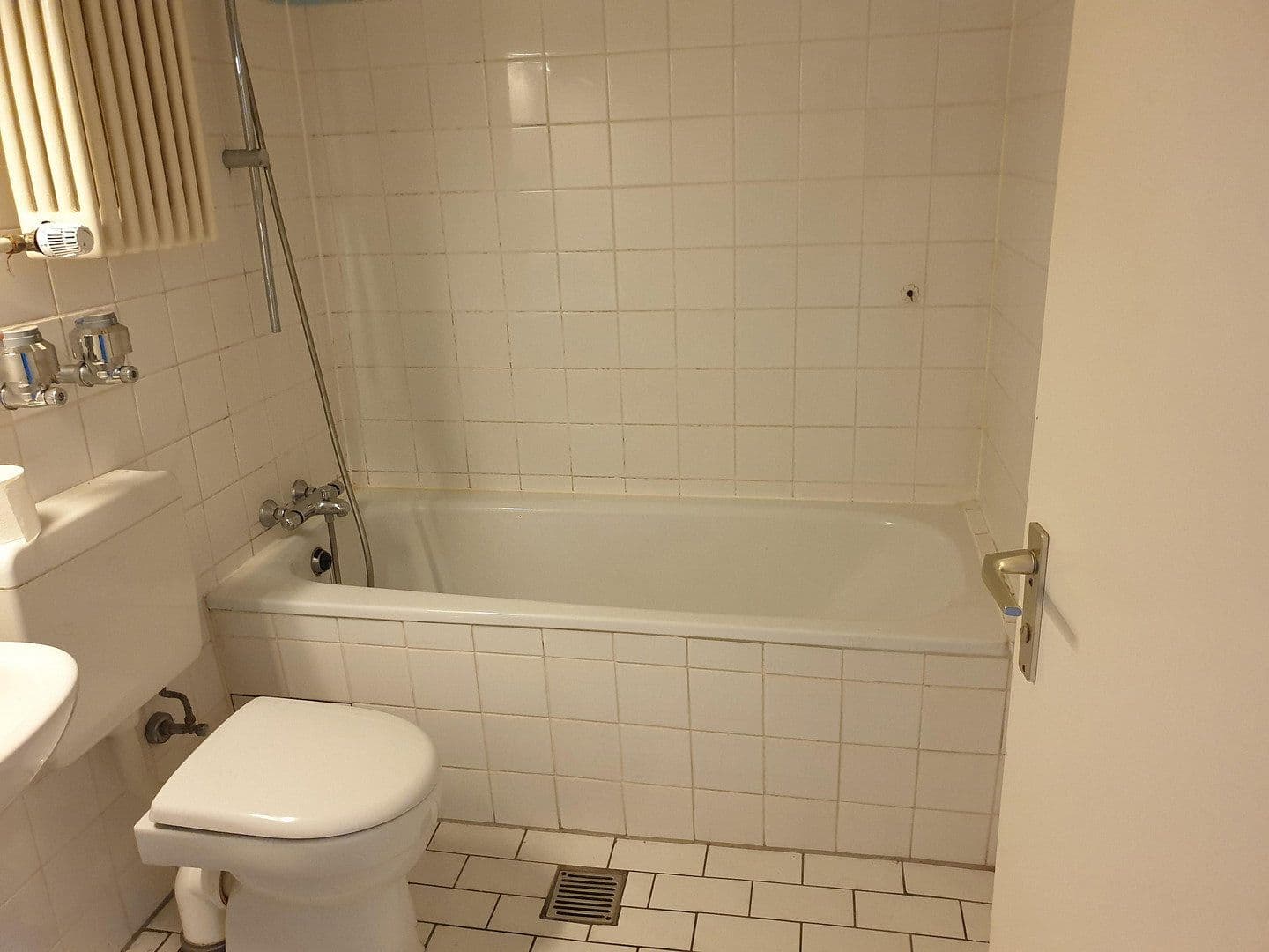 Prodej bytu 3+kk 90 m², Berlin, Berlín Prodej bytu 3+kk 90 m², Berlin, Berlín