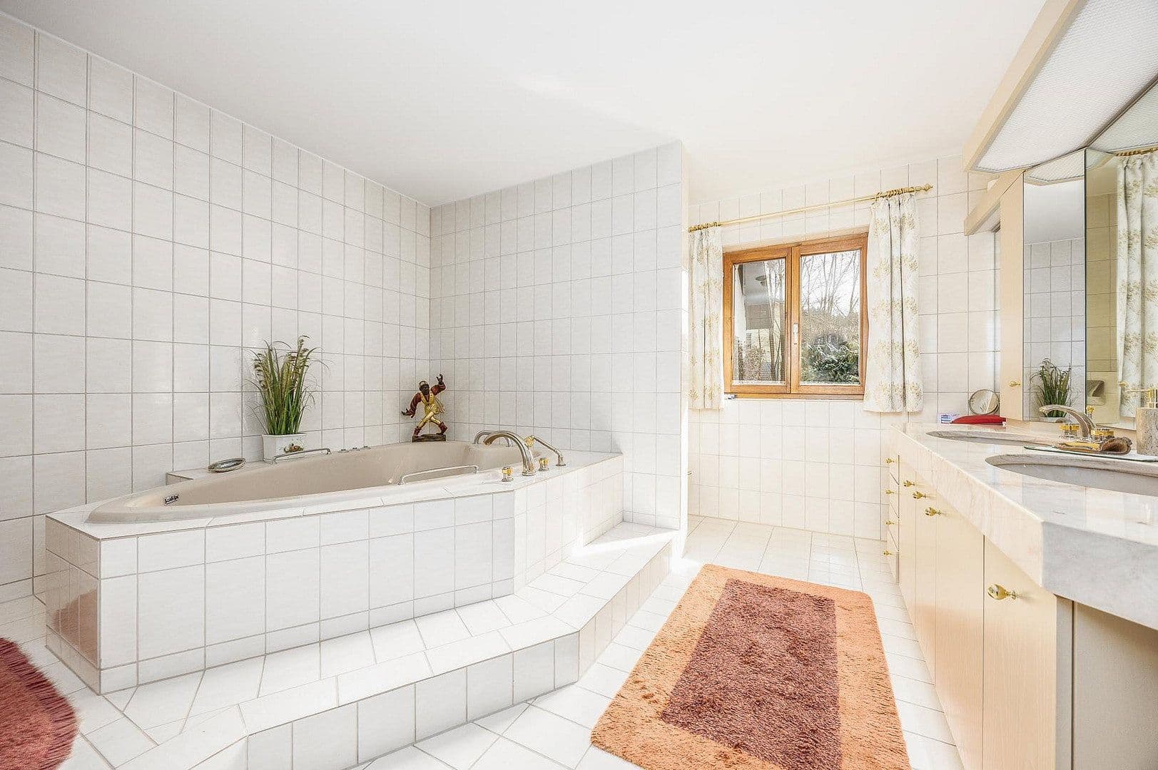 Prodej domu 280 m², pozemek 4.460 m², Regen, Bavorsko Prodej domu 280 m², pozemek 4.460 m², Regen, Bavorsko