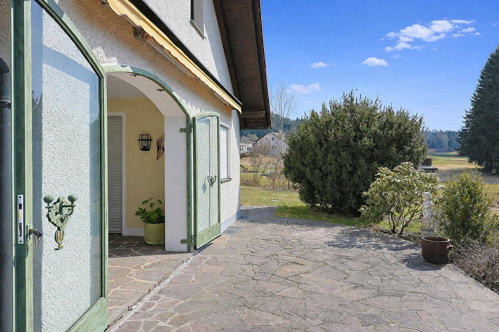 Prodej domu 280 m², pozemek 4.460 m², Regen, Bavorsko Prodej domu 280 m², pozemek 4.460 m², Regen, Bavorsko