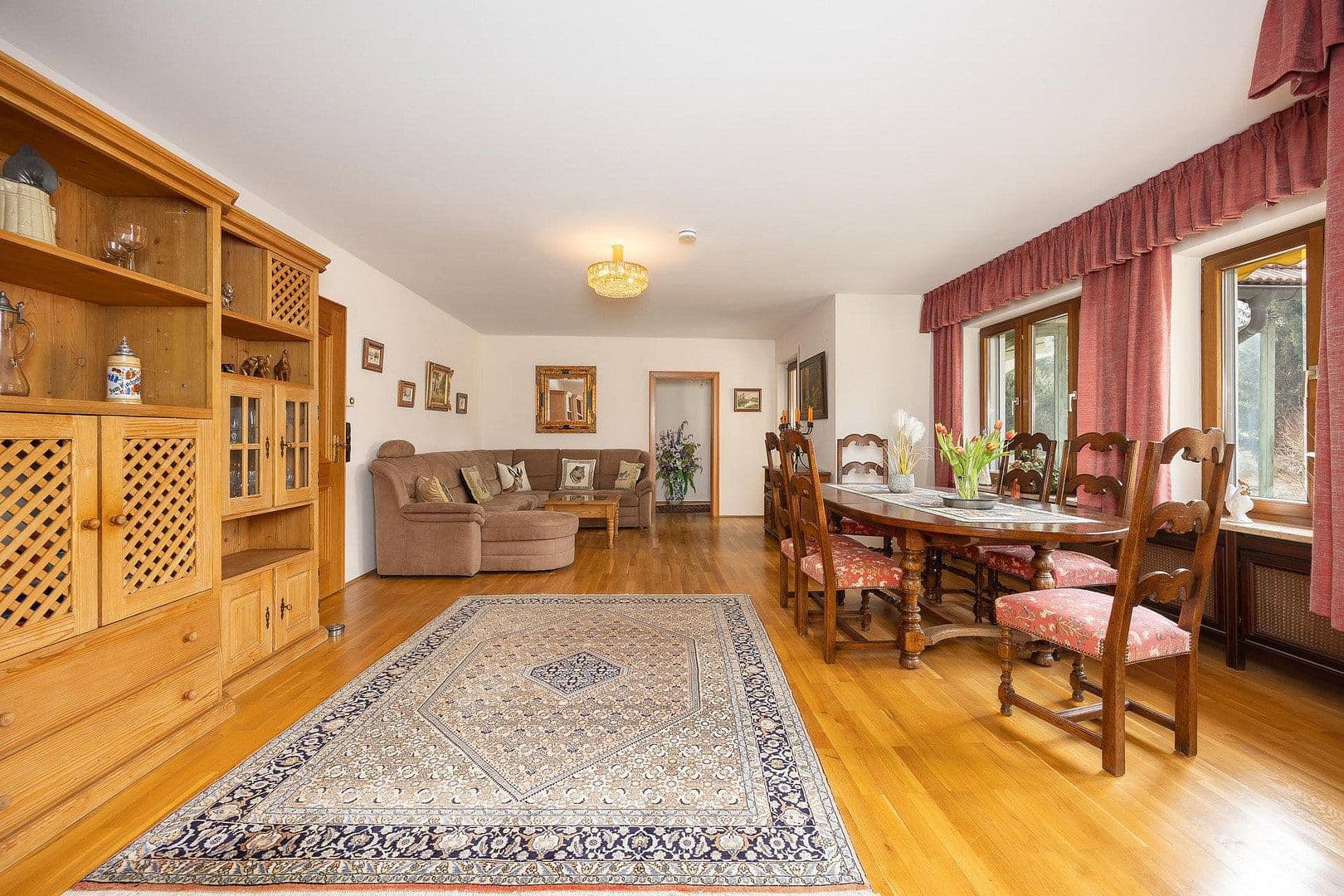 Prodej domu 280 m², pozemek 4.460 m², Regen, Bavorsko Prodej domu 280 m², pozemek 4.460 m², Regen, Bavorsko