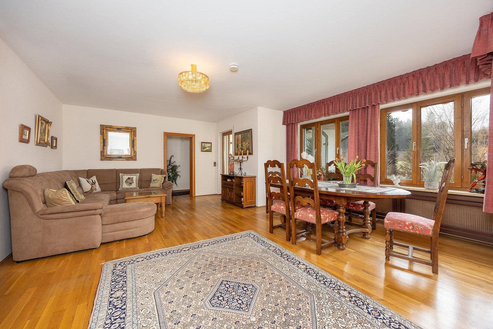 Prodej domu 280 m², pozemek 4.460 m², Regen, Bavorsko Prodej domu 280 m², pozemek 4.460 m², Regen, Bavorsko