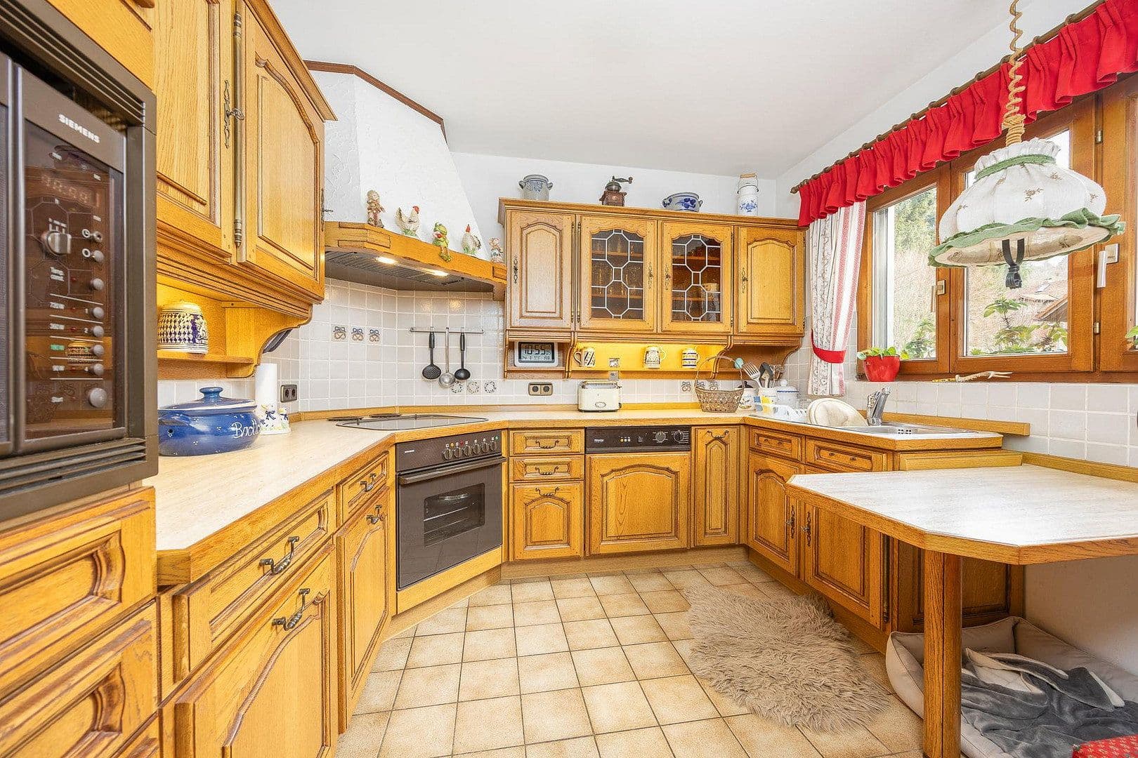 Prodej domu 280 m², pozemek 4.460 m², Regen, Bavorsko Prodej domu 280 m², pozemek 4.460 m², Regen, Bavorsko