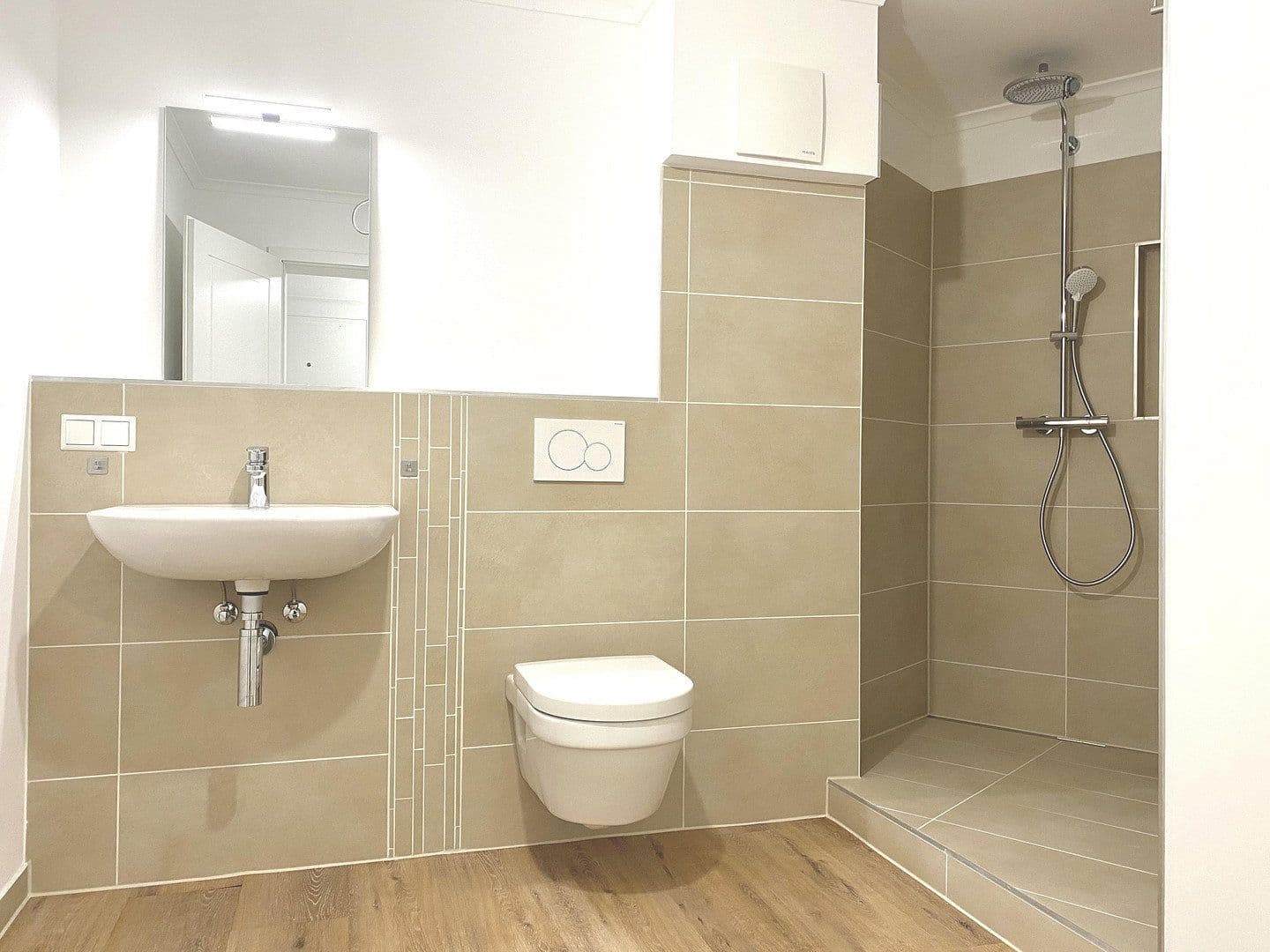 Pronájem bytu 2+1 58 m², Obere Rodstr. 3, Pforzheim, Bádensko-Württembersko Pronájem bytu 2+1 58 m², Obere Rodstr. 3, Pforzheim, Bádensko-Württembersko