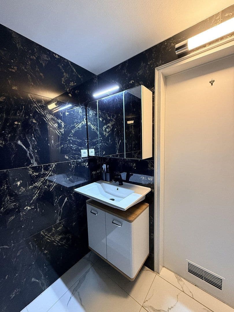 Prodej bytu 1+kk 34 m², Hohe Warte 3, Spardorf, Bavorsko Prodej bytu 1+kk 34 m², Hohe Warte 3, Spardorf, Bavorsko