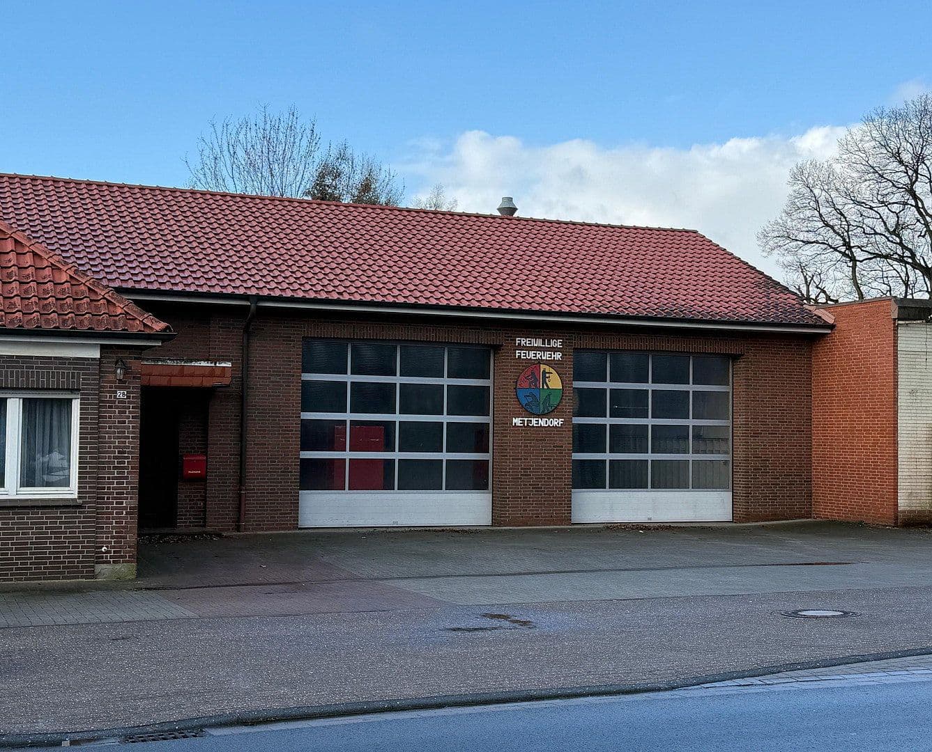 Prodej nebytového prostoru 875 m², Metjendorfer Landstraße 28, Wiefelstede, Dolní Sasko Prodej nebytového prostoru 875 m², Metjendorfer Landstraße 28, Wiefelstede, Dolní Sasko